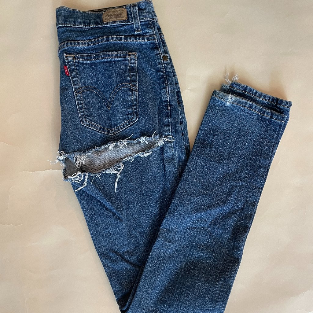 Levis Relaxed Bootcut 550 Denim
